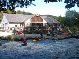 Canolfan Tryweryn
